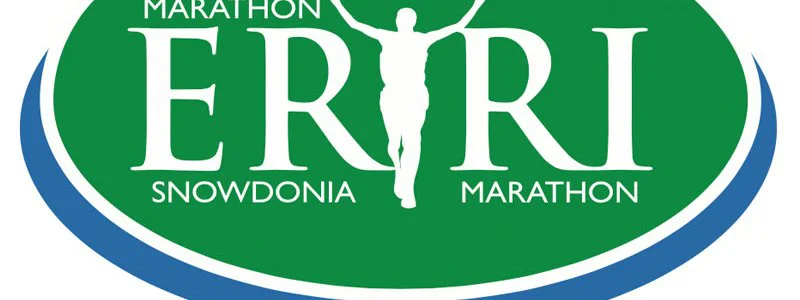 Snowdonia Marathon Eryri 2025 : Michael Kallenberg et Ceri Merwood couronnés sur les pentes du Pays de Galles