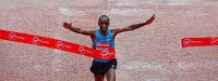 Marathon de Londres : Eliud Kipchoge et Tigist Tufa vainqueurs