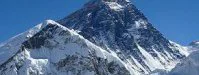 JO : La flamme olympique hissée au sommet de l'Everest