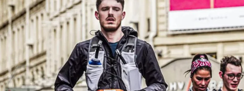 Le vendéen Mathias Guérin a couru un marathon autour d'un bar