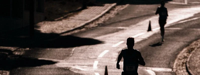 L'après marathon : Ce que le corps encaisse vraiment et comment il s'en remet