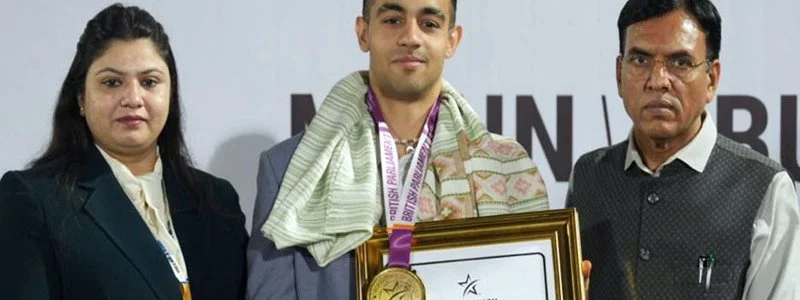 Mann Sharma établit un record mondial historique avec son marathon de burpees en Inde