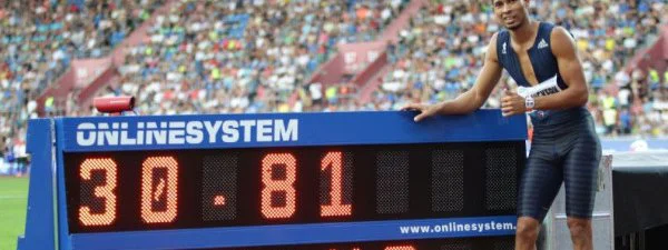 Meeting d'Ostrava : RM sur 300 m pour Wayde Van Niekerk