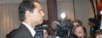 Le perchiste Romain Mesnil aux enchères